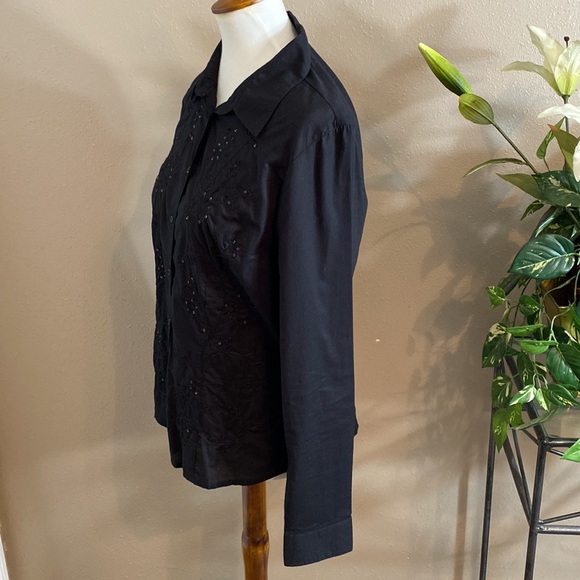 Longsleeve Black Top - Picture 2 of 4